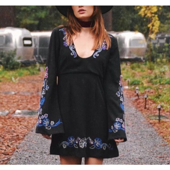 Free People Dresses & Skirts - Free People Womens Holiday Folk Black Mini Dress Embroidered Bohemian Size 12